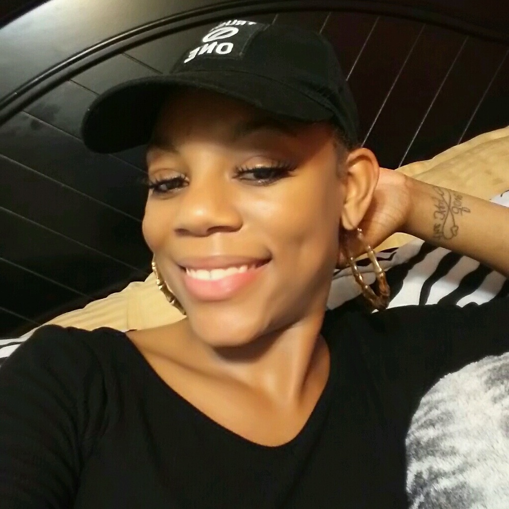 Meet your Posher, Kaya